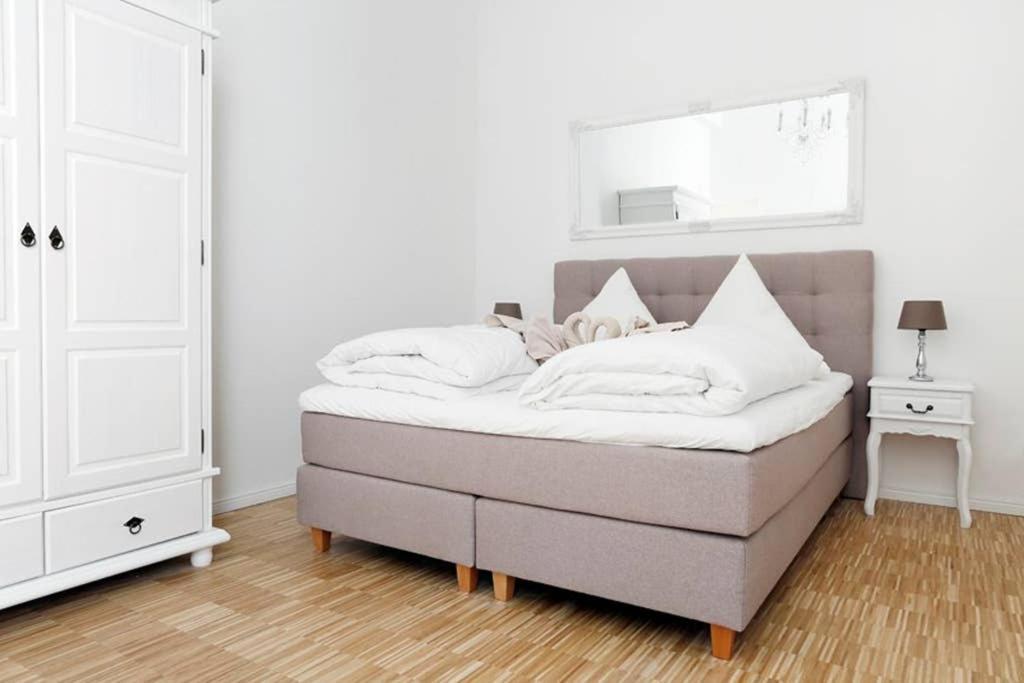 Sc 06 By Rockchair Apartments L Superhost Status L 4 Bedrooms Boxspringbeds 2 Bathrooms Balcony Elevator - Cozy Family & Business Flair Welcomes You! Berlin Ngoại thất bức ảnh