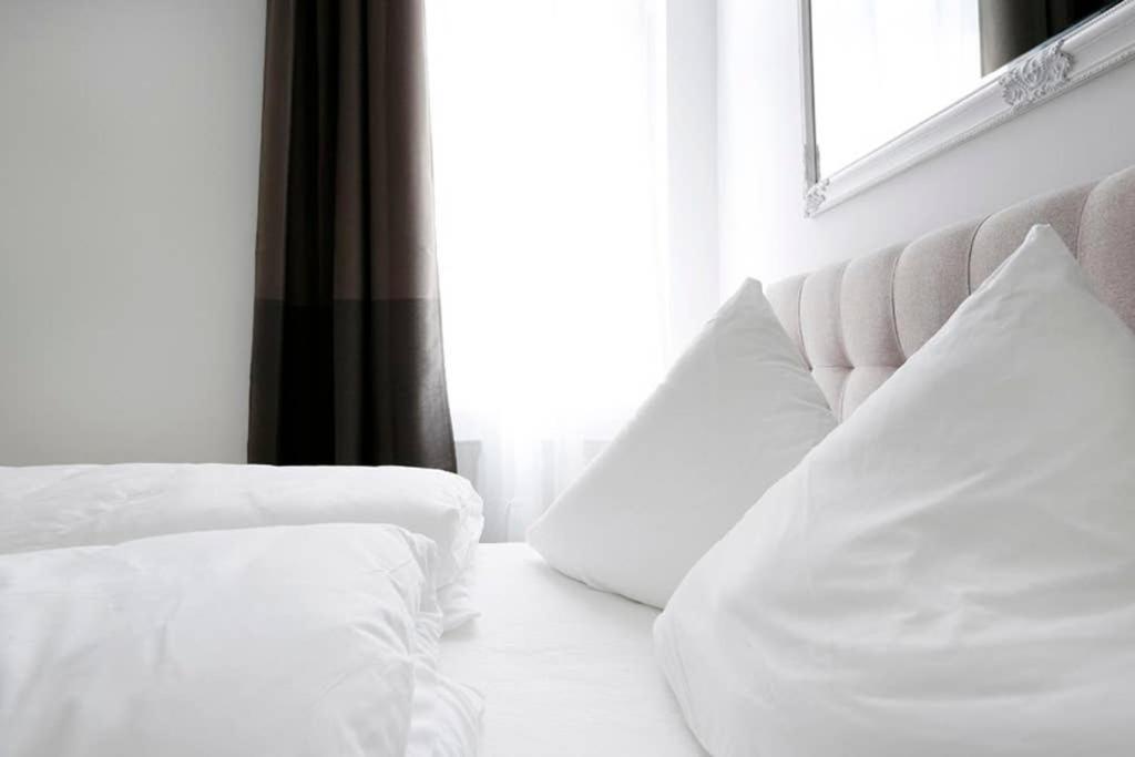 Sc 06 By Rockchair Apartments L Superhost Status L 4 Bedrooms Boxspringbeds 2 Bathrooms Balcony Elevator - Cozy Family & Business Flair Welcomes You! Berlin Ngoại thất bức ảnh