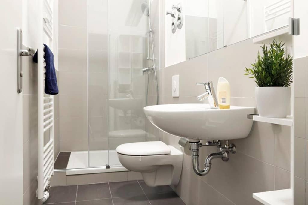 Sc 06 By Rockchair Apartments L Superhost Status L 4 Bedrooms Boxspringbeds 2 Bathrooms Balcony Elevator - Cozy Family & Business Flair Welcomes You! Berlin Ngoại thất bức ảnh
