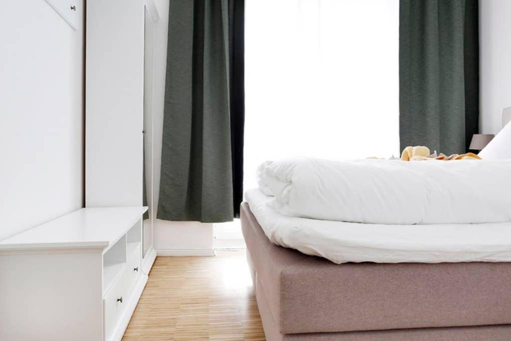 Sc 06 By Rockchair Apartments L Superhost Status L 4 Bedrooms Boxspringbeds 2 Bathrooms Balcony Elevator - Cozy Family & Business Flair Welcomes You! Berlin Ngoại thất bức ảnh